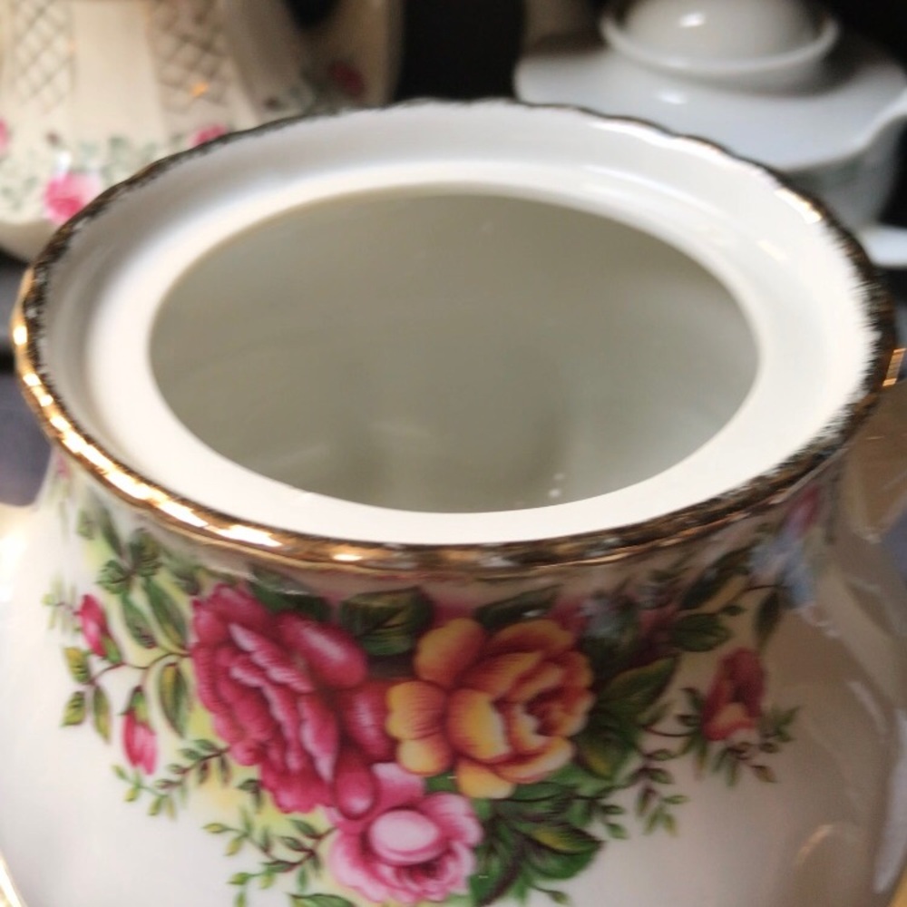 Vintage 1989 English Garden Fine China - Floral Porcelain teapot